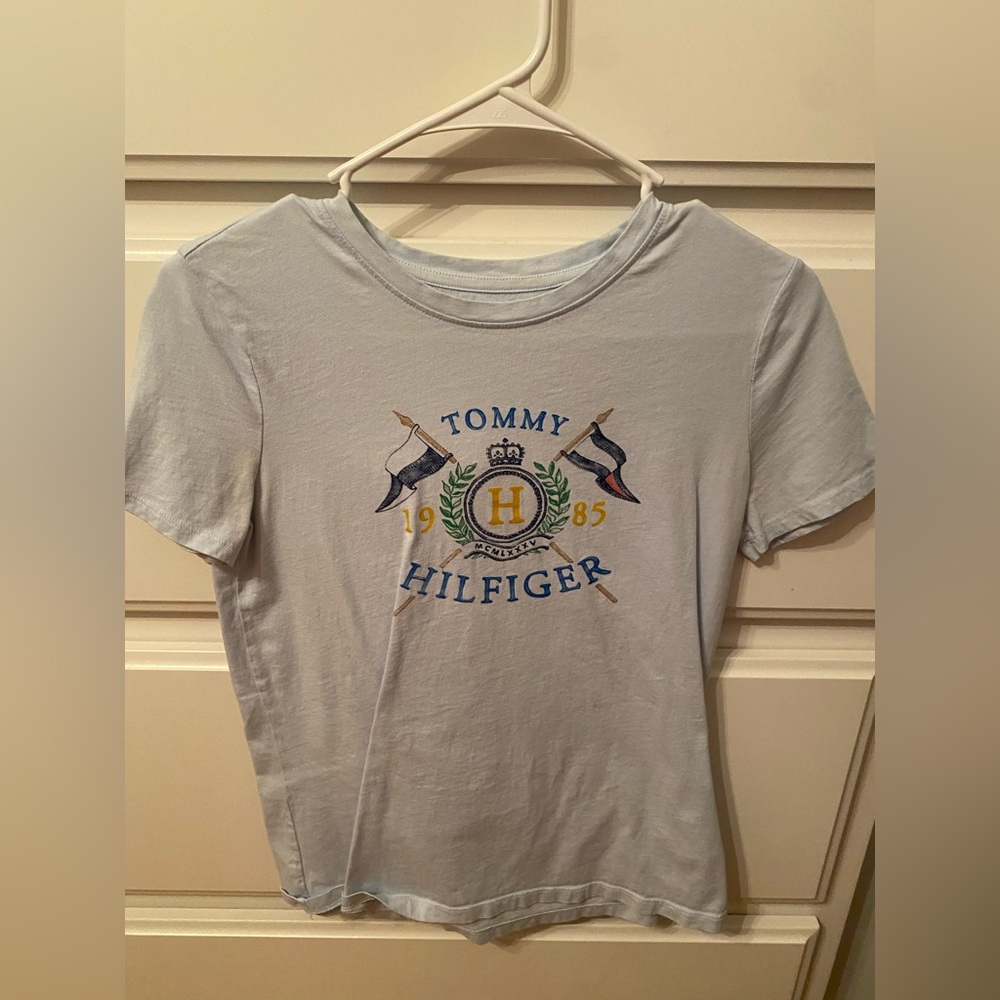 Women’s tee